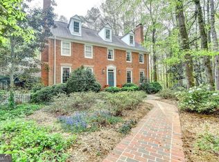 5884 Hammersmith Rd, Stone Mountain, GA 30087