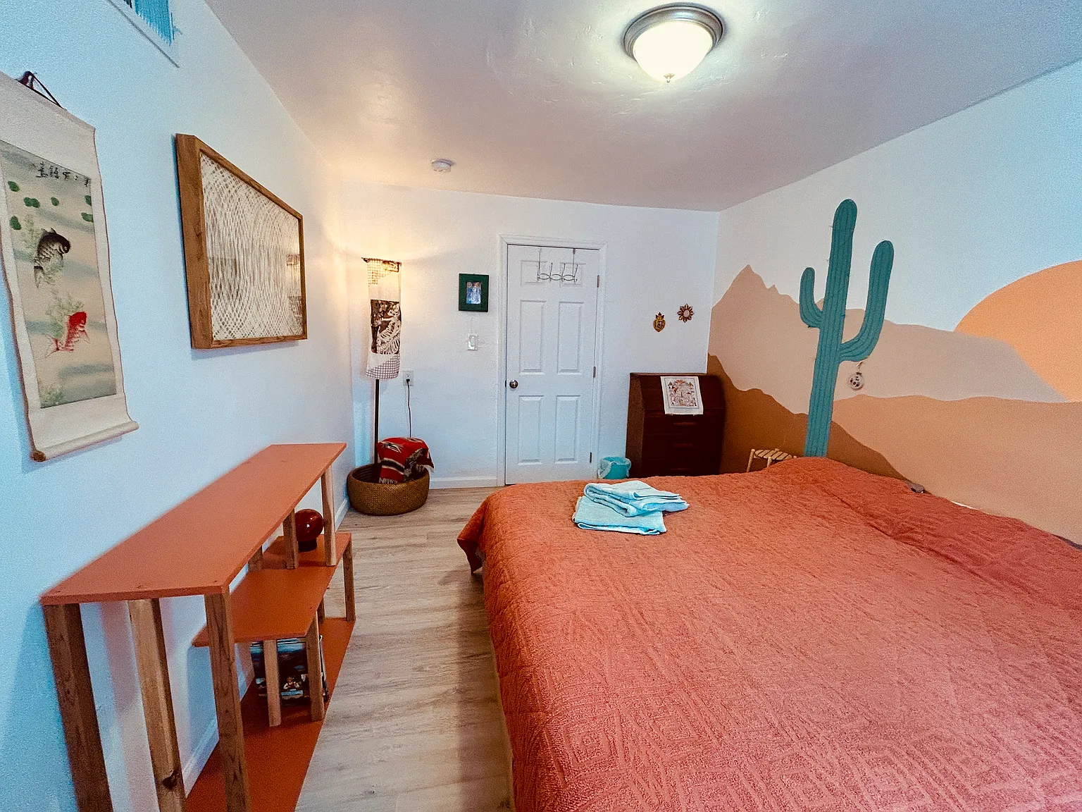 2 bed, 600 sqft, $1,600 — Photo 3