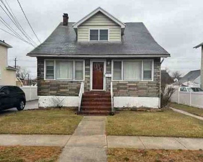 108 Bismark Ave, Valley Stream, NY 11581 Zillow