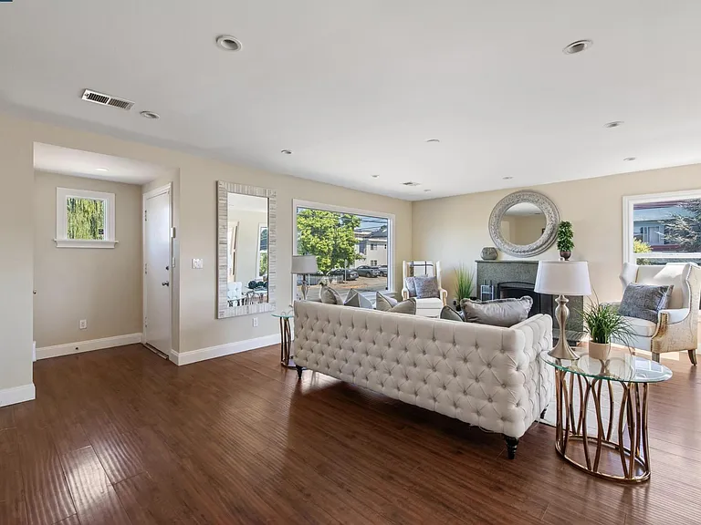 virtual staging photo