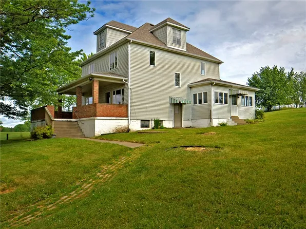 11710 Sundae Dr, Irwin, PA 15642