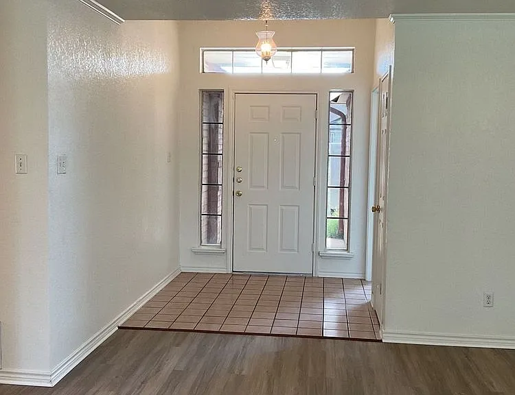 2509 Lain Dr — Photo 8