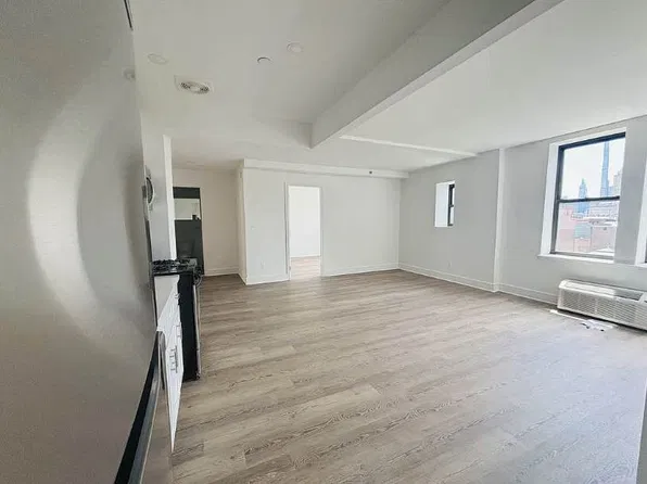 45 W 81st St, New York, NY