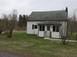 1373 Union St, Oneida, NY 13421