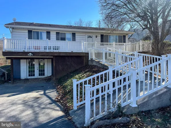 85 S Robin Dr, Ridgeley, WV 26753