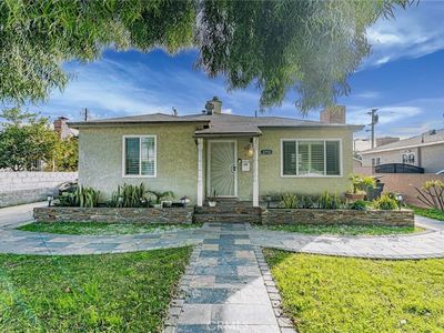 2712 E Washington St, Carson, CA, 90810