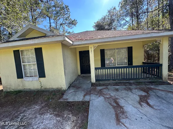 6123 W Lamar St, Bay Saint Louis, MS 39520