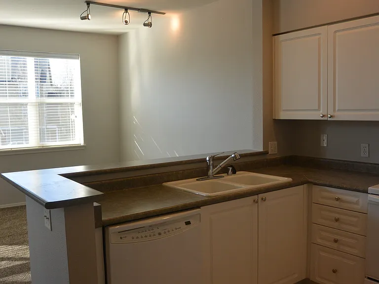 1830 SE Cutter Ln — Photo 10