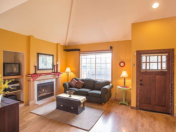 2nd image of 2996 NE Kaster Dr