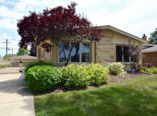 10513 S Lawler Ave, Oak Lawn, IL 60453