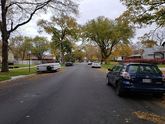 4th image of 2037 N Nordica Ave
