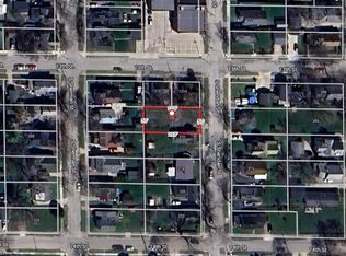 208 S Sheridan St, Bay City, MI 48708