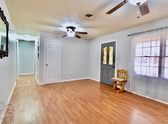 4th image of 1431 Mimosa Dr