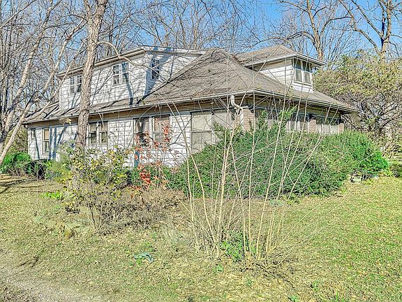 5th image of 2710 Kessler Boulevard North Dr
