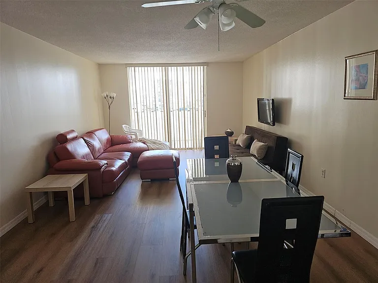 2750 NE 183rd St #1101 — Photo 6