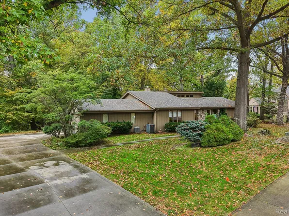 4224 Little Streams Trl, Lambertville, MI 48144