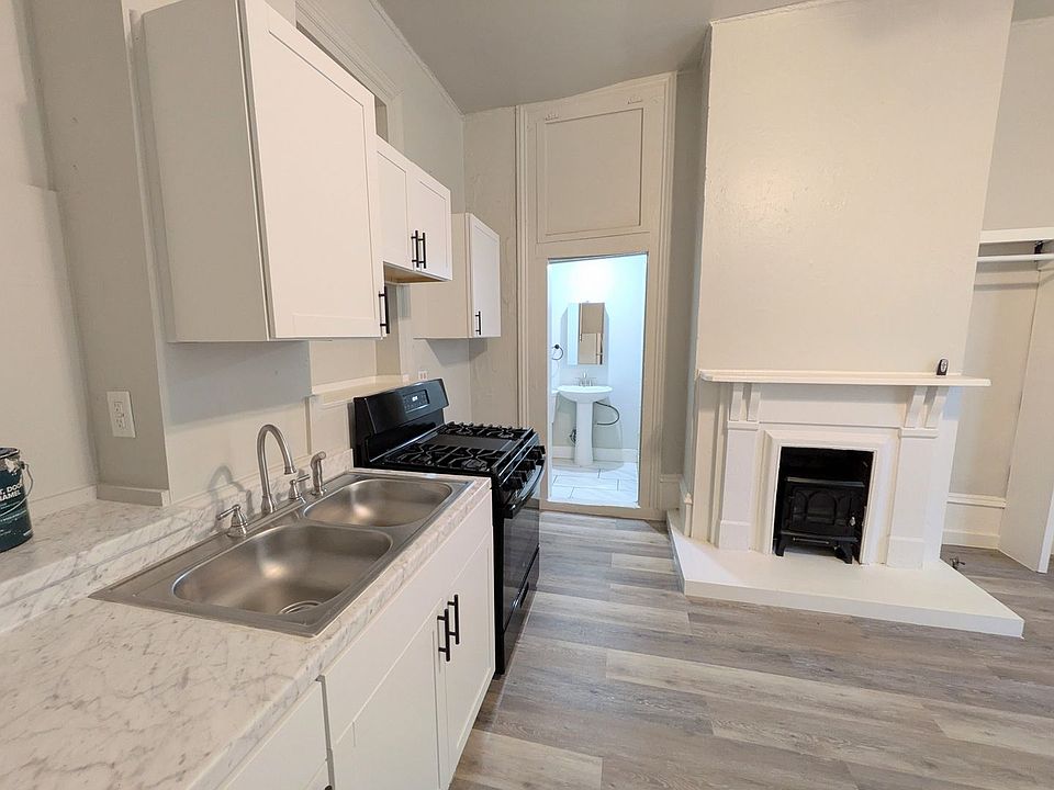 1st image of 822 E Carson St APT 7