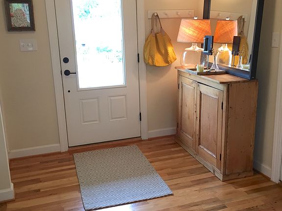 entry way facing front door