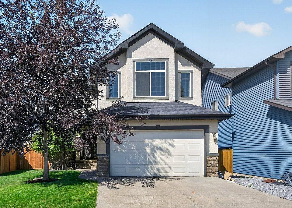 1st image of 164 S Aspenmere Close