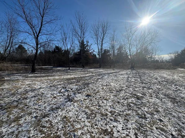 8595 Country Pl, Belvidere, IL 61008