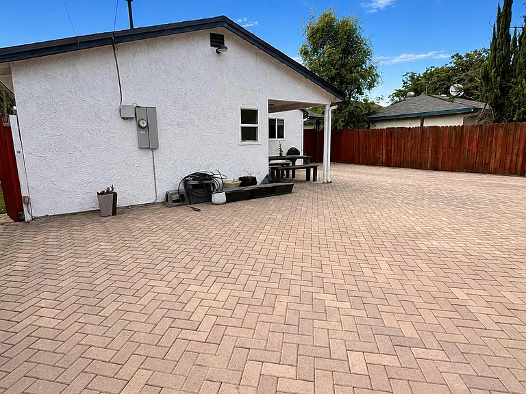 6928 Lubao Ave — Photo 13