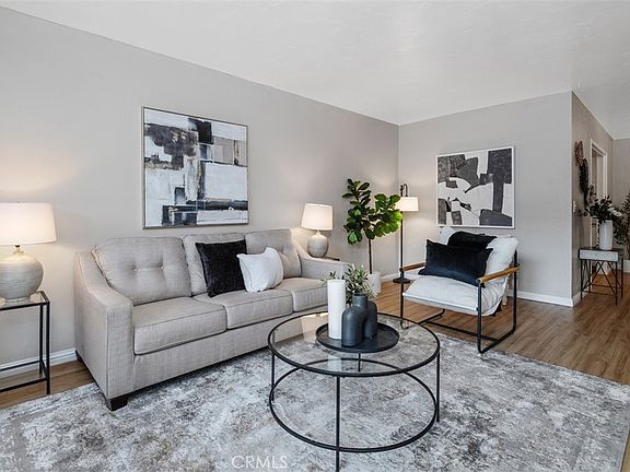 3rd image of 3266 1st Ave Unit 13