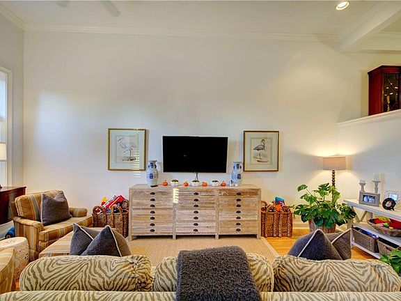 4th image of 1536 Ocean Blvd