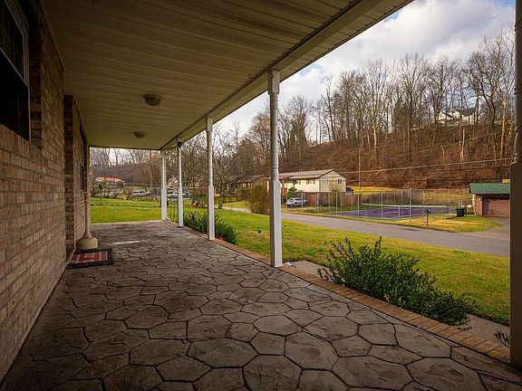 4th image of 5978 Baker Rd