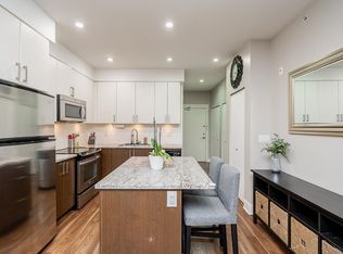 55 8th Ave E #419, New Westminster, BC V3L4J4