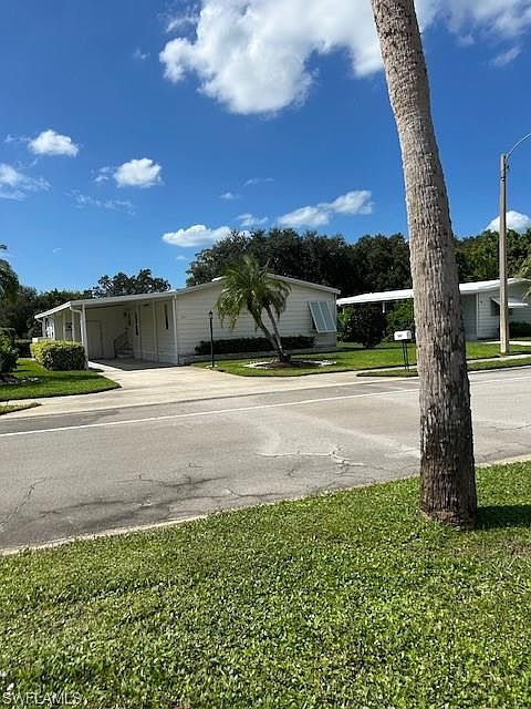 1st image of 567 Charlemagne BLVD