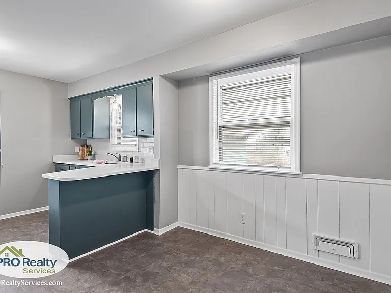 431 Egret Blvd NW — Photo 4