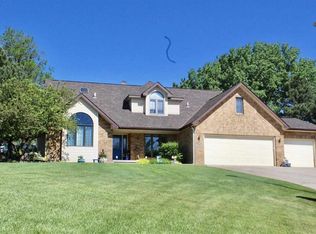 507 Valley Rd, Norfolk, NE 68701