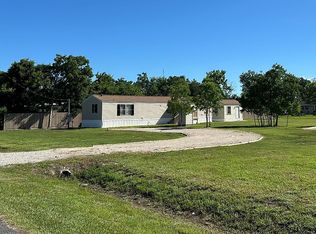 406 Blueberry Rd, Cove, TX 77523