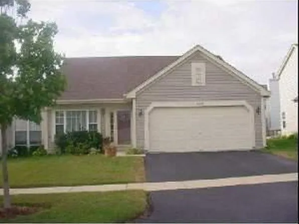 1209 Kensington Dr #1209, Mundelein, IL 60060