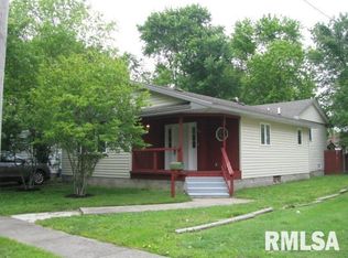 312 N 19th St, Herrin, IL 62948
