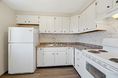 1114 Melrose Ct #1 Photo 1