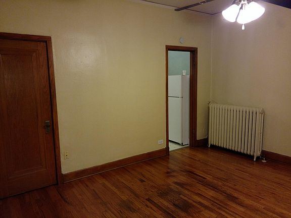 4th image of 1107 N Pennsylvania St APT 4