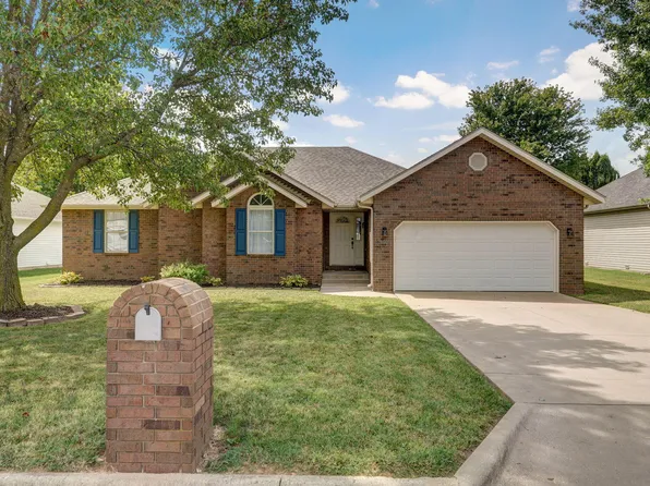 5101 S Red Oak Street, Battlefield, MO 65619