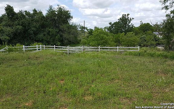 2nd image of 1273 Tejeda Ln