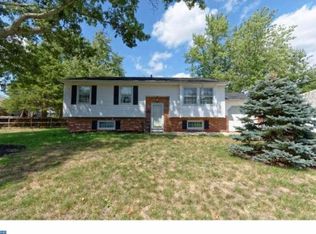 131 Laurel Ln, Williamstown, NJ 08094