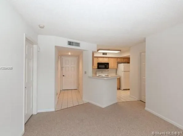 1280 S Alhambra Cir APT 2216, Coral Gables, FL 33146