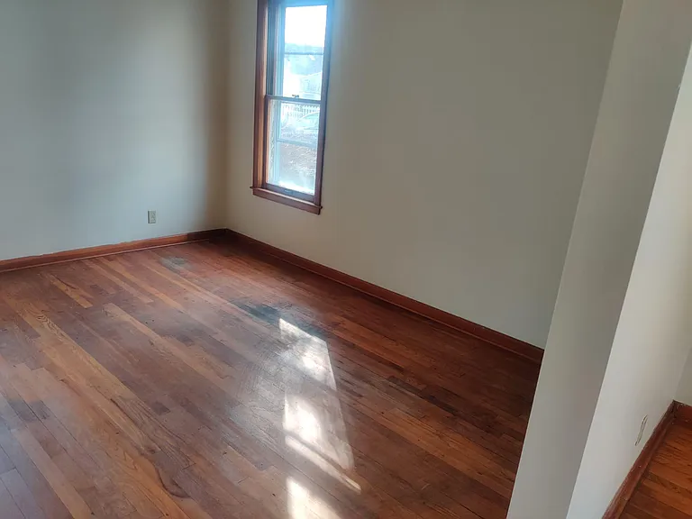 19 Harrison St — Photo 3