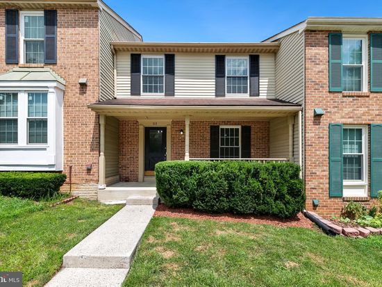 513 Coral Reef Dr, Gaithersburg, MD 20878