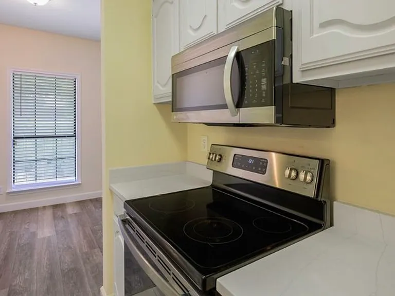4623 Gaston Ave #7 — Photo 12