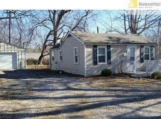 2613 S Santa Fe Rd, Independence, MO 64052