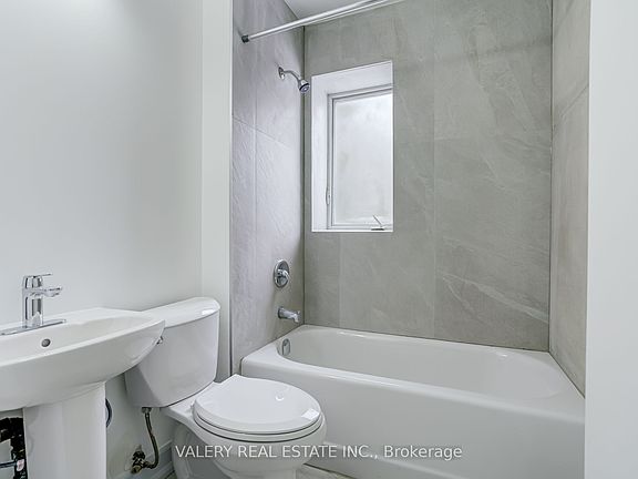 5th image of 3296 Audley Rd
