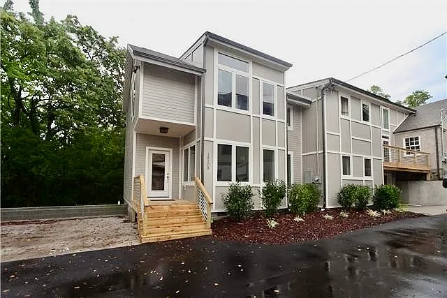 1820 Wildwood Ave #B — Photo 3