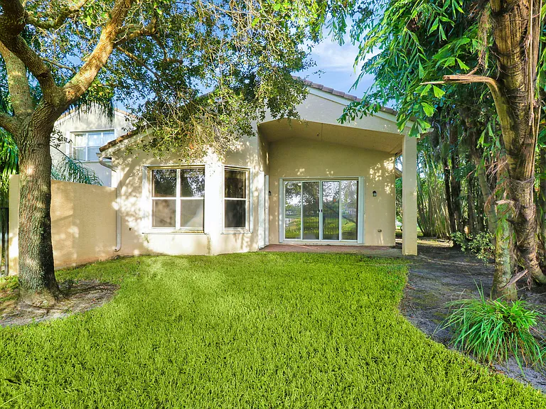 11351 Majestic Acres Ter — Photo 12