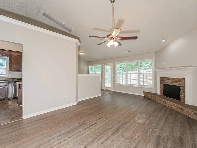 85 Butler Bridge Cir — Photo 4