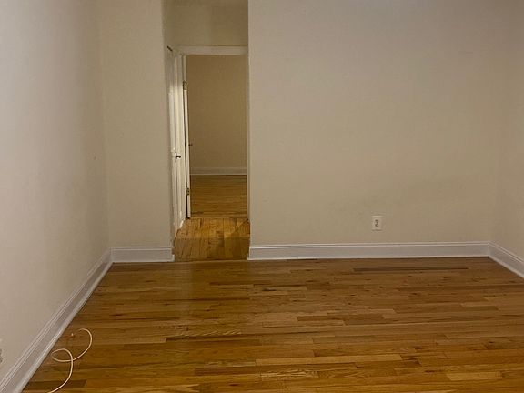 3rd image of 2-4 Berkeley Ave #3EE